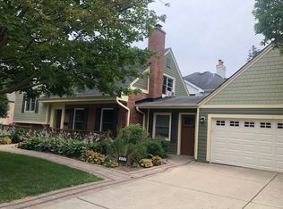 600 S Pine Ave, Arlington Heights, IL 60005
