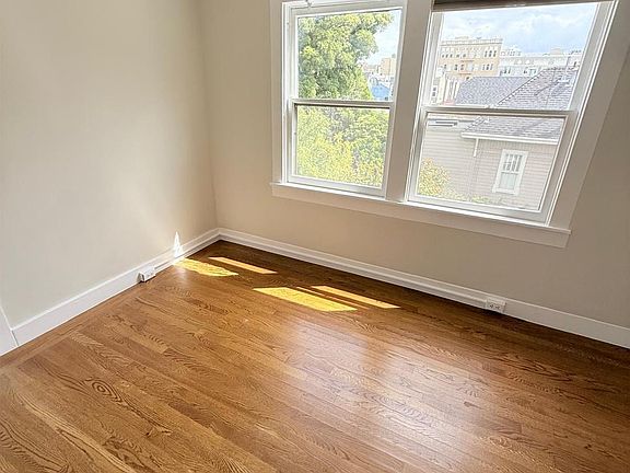 3rd image of 2566 Washington St APT 6