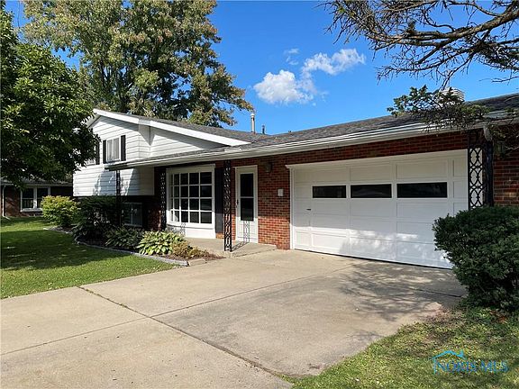2nd image of 650 Valley Dr