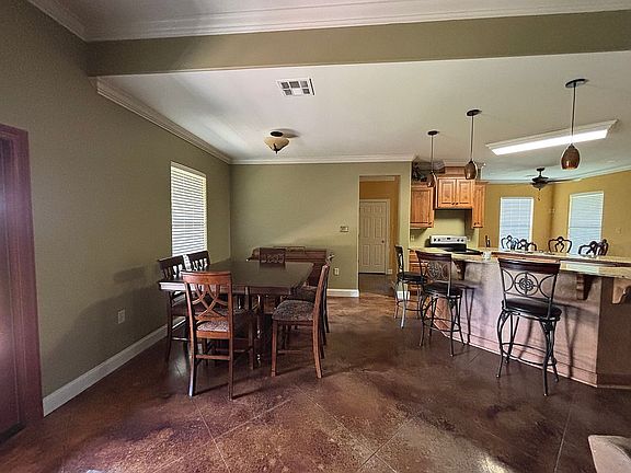 4th image of 12341 North Rd