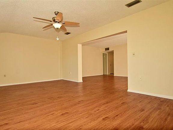 4th image of 1236 Valley Forge Blvd