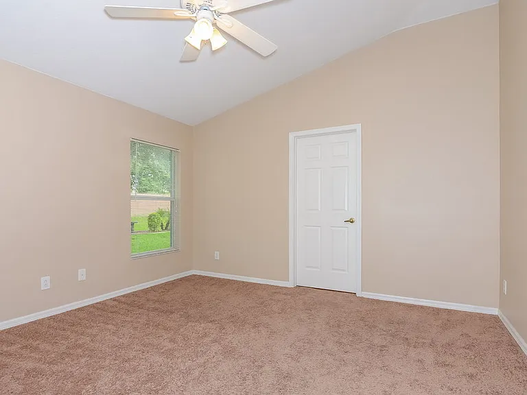 11616 Leda Ln — Photo 9
