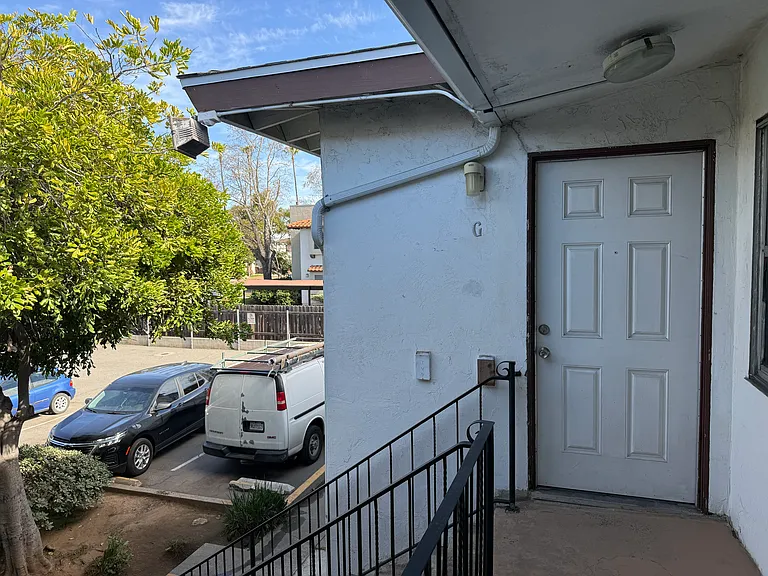 590 Casselman St #G — Photo 8