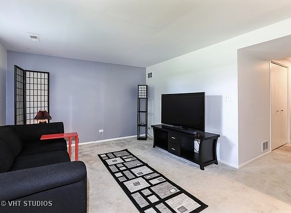 4th image of 225 Shannon Ct