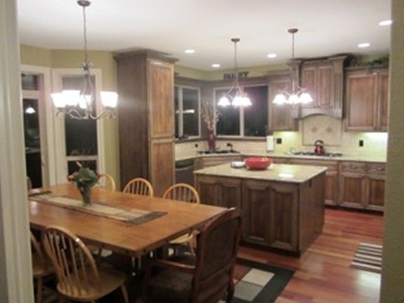 5th image of 10607 NE 41st Ct