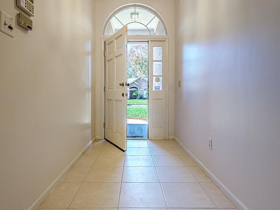 4th image of 11767 Mountain Wood Ln