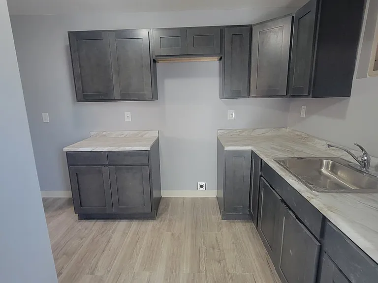 1808 N James H McGee Blvd #B — Photo 23
