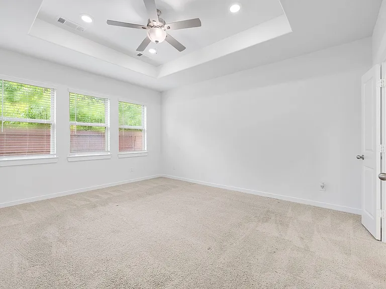 21647 Alberta Forest Cir — Photo 12
