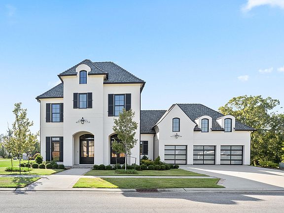2nd image of 103 Arago Ct