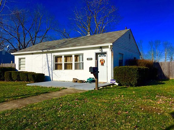 3rd image of 1808 E Hanna Ave