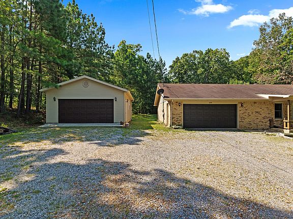 4th image of 209 Jonathan Shores Rd