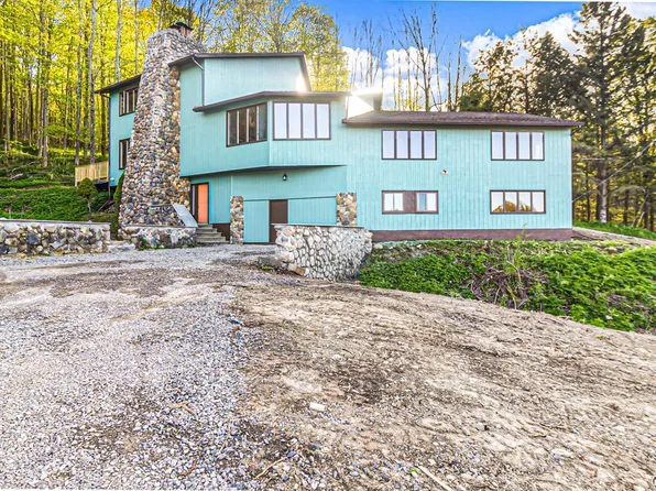 9330 Us Route 20, Bridgewater, NY 13313