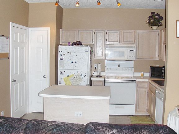 2nd image of 120 Veracruz Dr Unit 836