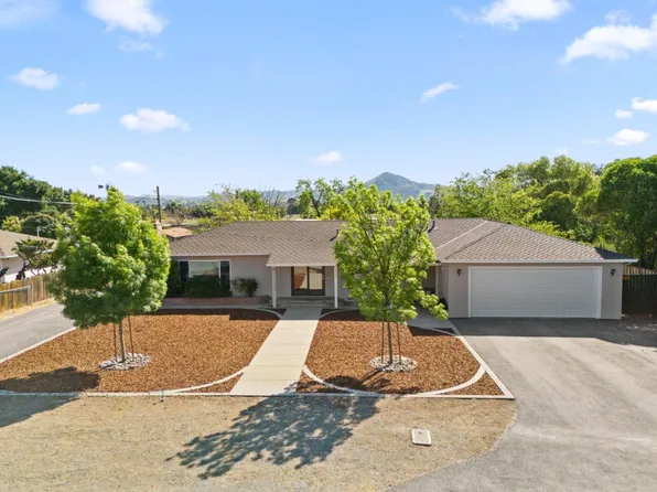 17745 Casa Ln, Morgan Hill, CA 95037