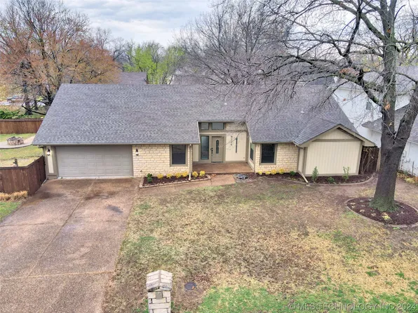 9214 S Maplewood Ave, Tulsa, OK 74137