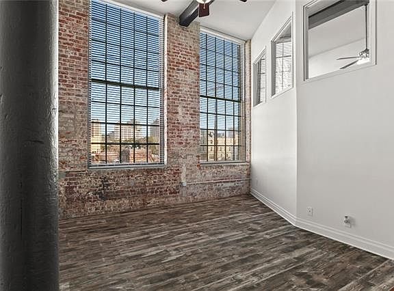 3rd image of 920 Poeyfarre St APT 223