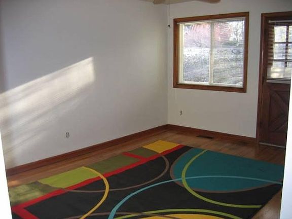 Living Area Hardwoods