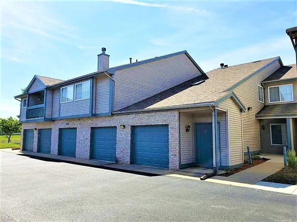 2408 Windward Blvd Unit 102, Champaign, IL 61821