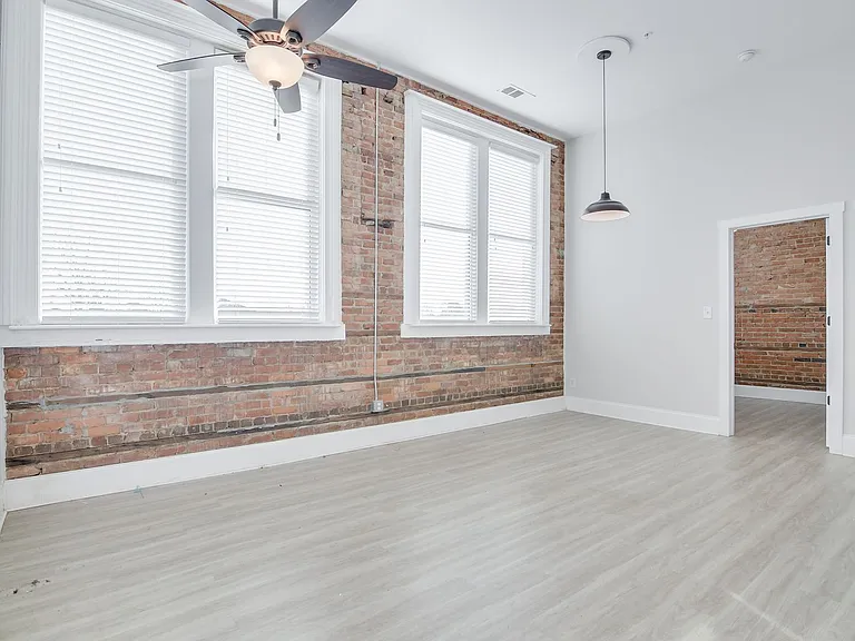 164 N Louisville St #2 — Photo 25