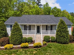 4 Flagstone Ct, Thomasville, NC 27360