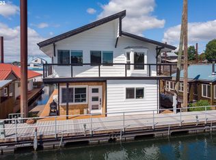 1877 N Jantzen Ave, Portland, OR 97217