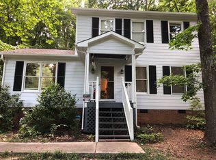 103 Pointe Pl, Hillsborough, NC 27278