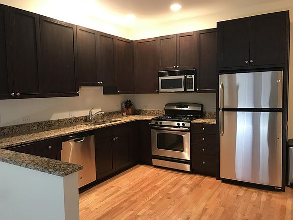 3rd image of 2510 N Willetts Ct