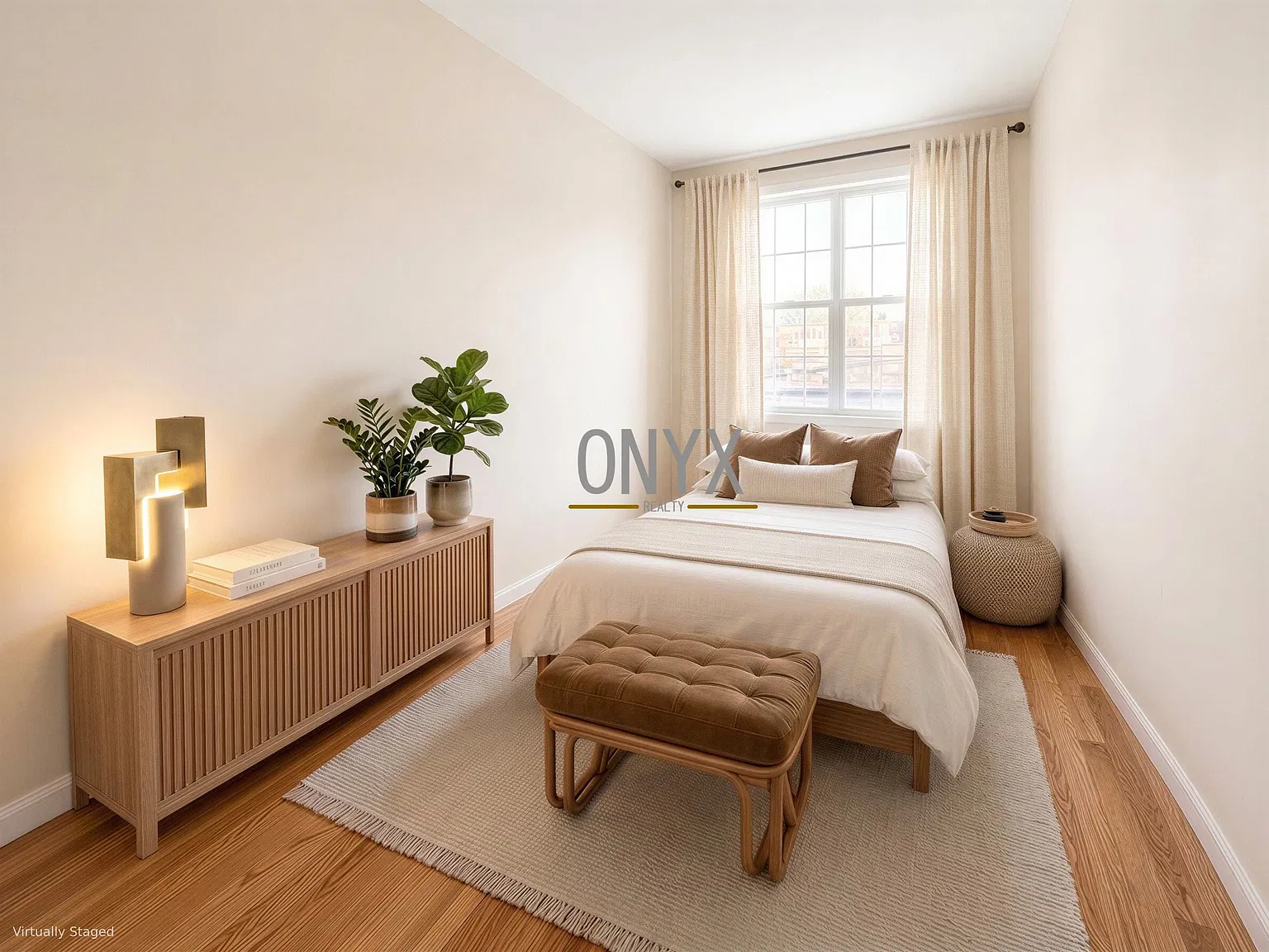 3 bed, 1.5 bath, 950 sqft, $3,089 — Photo 1
