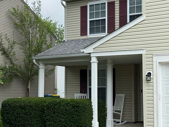 2nd image of 10022 Sapphire Berry Ln