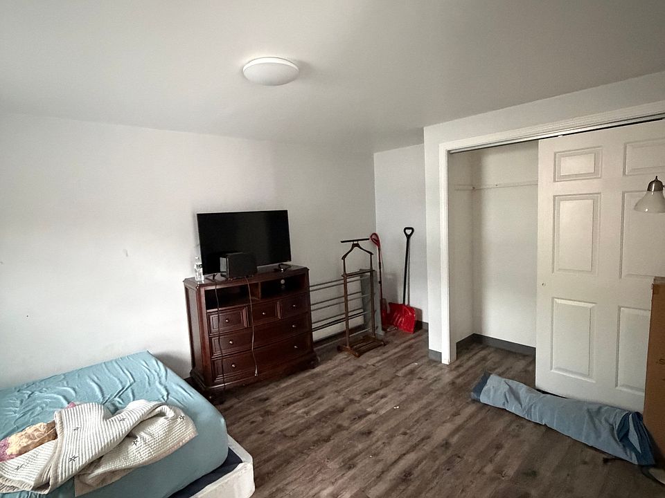 1st image of 16 Lincoln Ave #R