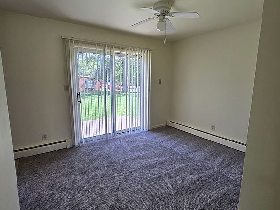 4th image of 444 Gramercy Dr #404-02