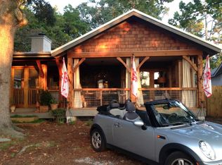 1604 Ocean Rd, Saint Simons Island, GA 31522