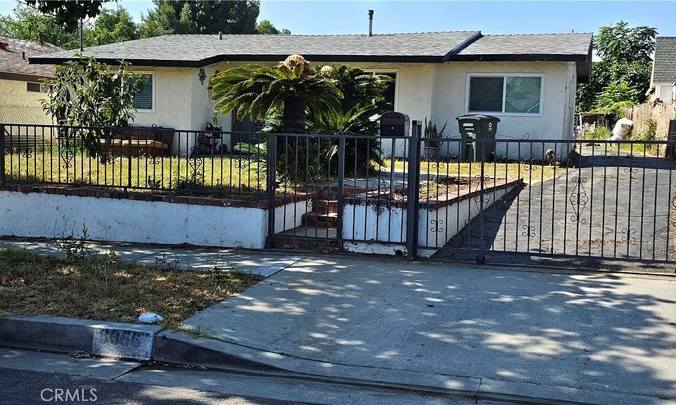 2nd image of 8056 Whitmore St