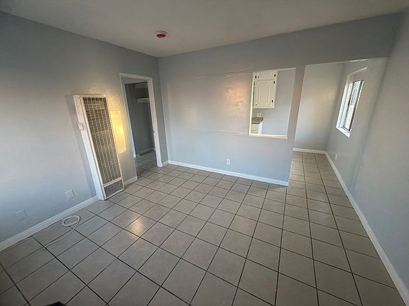 5th image of 10215 Burin Ave #10213-1/2