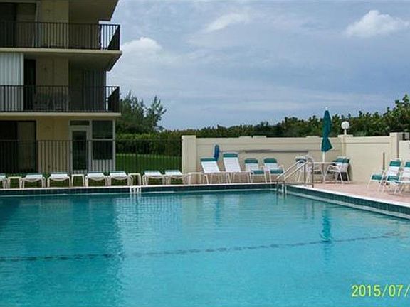 5th image of 7370 S Ocean Dr APT 211