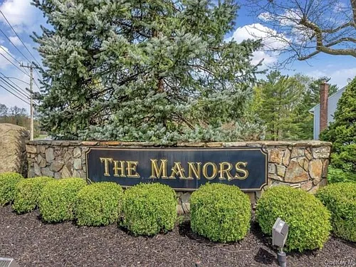 5 Manors Dr Photo 1