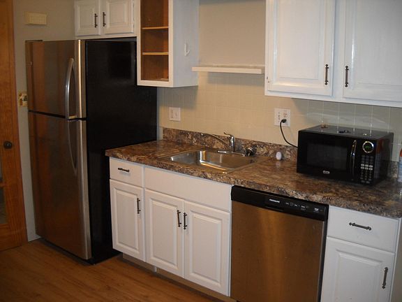 2nd image of 1104 Highland Ave