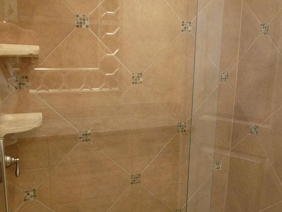 Guest Bath Walk In Shower