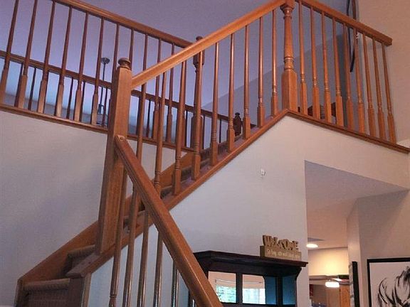 4th image of 8057 Trailwood Ct