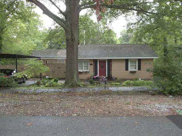 389 Hazel Ave, Demorest, GA 30535