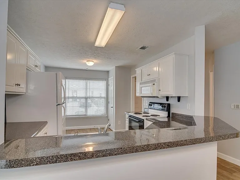 969 Cammaron Way — Photo 13