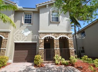 22565 SW 89th Pl, Cutler Bay, FL 33190