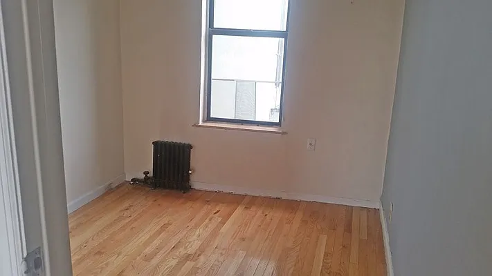 Rented by New York Residence | media 29