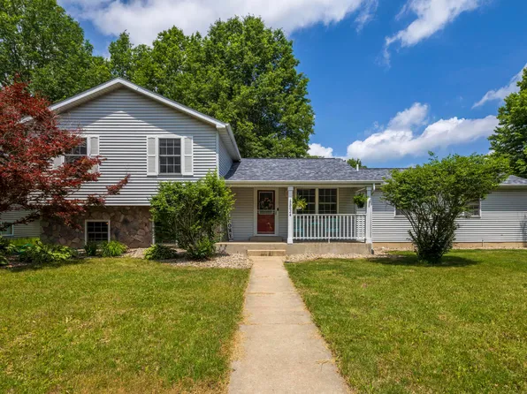 3624 Fairway Dr, Chesterton, IN 46304
