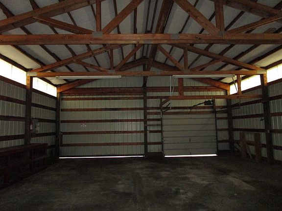 4th image of 10823 50th Ave E