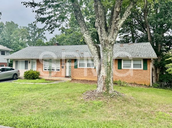 1662 Barnett Rd NW