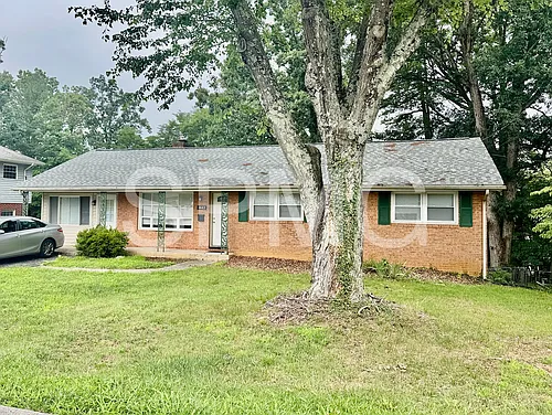 1662 Barnett Rd NW Photo 1