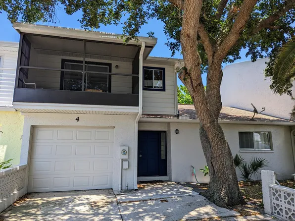 4 Colonial Dr, Cocoa Beach, FL 32931