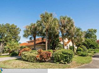 4113 Carriage Dr #4, Pompano Beach, FL 33069
