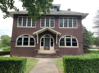 812 E Penn St, Hoopeston, IL 60942
